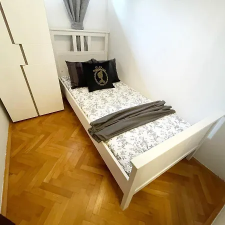 Διαμέρισμα Mini Palais - Beachfront, 5 Min Center, Terrace Σπλιτ
