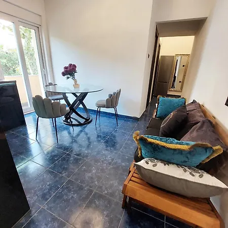 Mini Palais - Beachfront, 5 Min Center, Terrace Διαμέρισμα Σπλιτ
